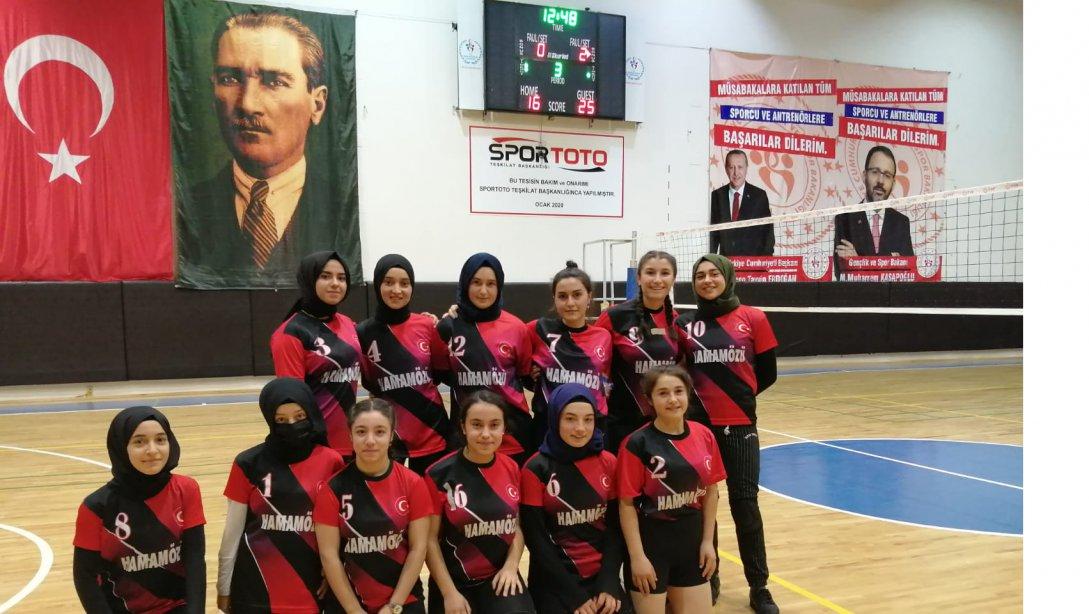 Adil Candemir Çok Programlı Anadolu Lisesi A Gençler Kız -Voleybol Takımımız Yarı  Finalde....